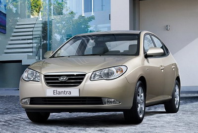 Прокат автомобиля Hyundai Elantra 1,6 с АКП по Украине